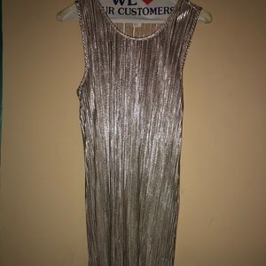 Form-Fitting Summer Dresses